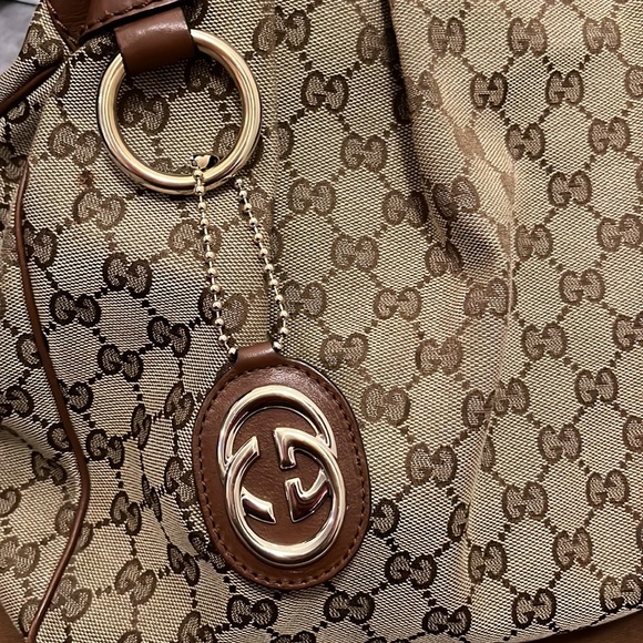 Authentic Gucci Sukey Tote - Picture 4 of 11
